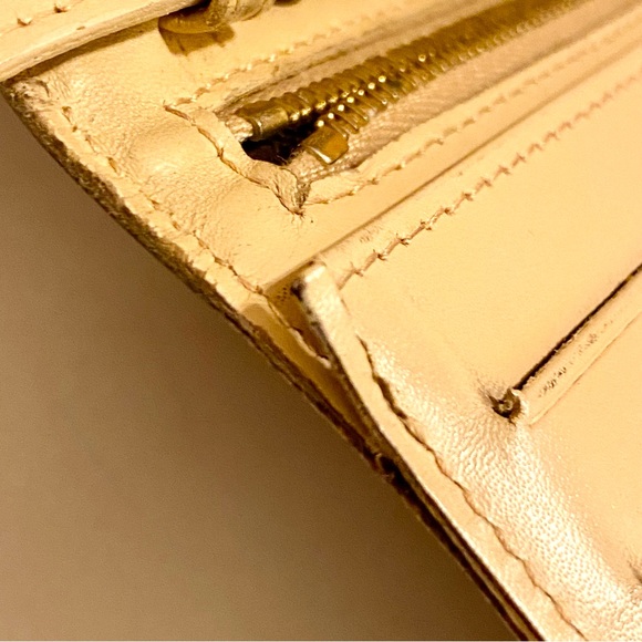 CELINE CROSSBODY WALLET ❤️ - Picture 10 of 10